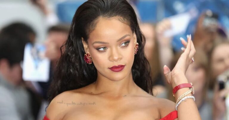 Rihanna Net Worth